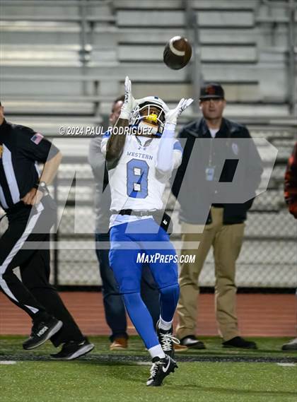 Thumbnail 1 in Huntington Beach vs Western (CIF SS Division 5 Round 1) photogallery.
