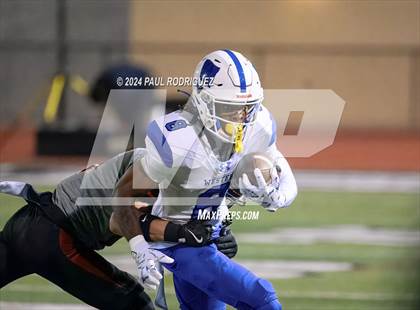 Thumbnail 2 in Huntington Beach vs Western (CIF SS Division 5 Round 1) photogallery.
