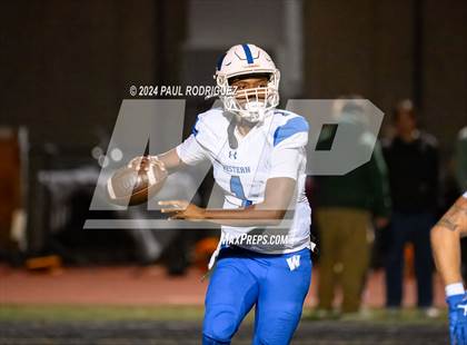 Thumbnail 3 in Huntington Beach vs Western (CIF SS Division 5 Round 1) photogallery.