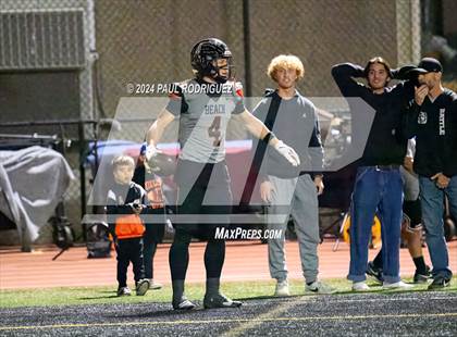 Thumbnail 3 in Huntington Beach vs Western (CIF SS Division 5 Round 1) photogallery.