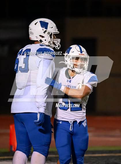 Thumbnail 3 in Huntington Beach vs Western (CIF SS Division 5 Round 1) photogallery.