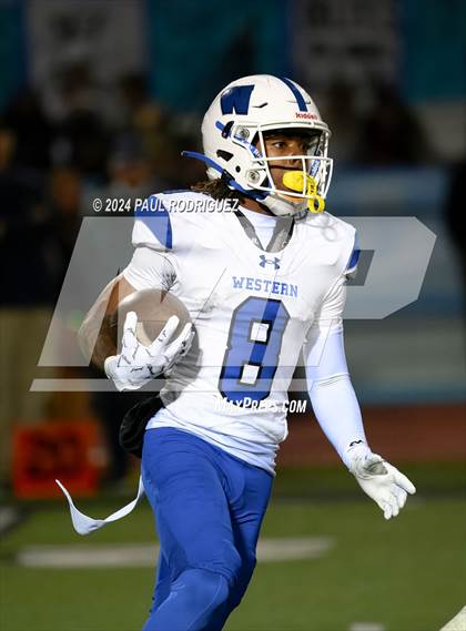 Thumbnail 1 in Huntington Beach vs Western (CIF SS Division 5 Round 1) photogallery.