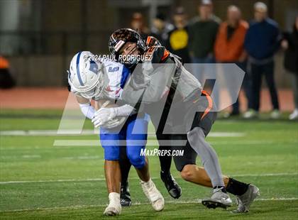 Thumbnail 3 in Huntington Beach vs Western (CIF SS Division 5 Round 1) photogallery.