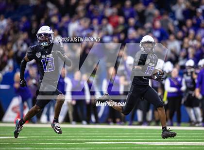 Thumbnail 2 in Brownsburg vs Westfield (IHSAA 6A Final) photogallery.