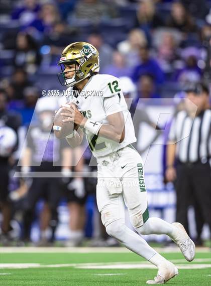 Thumbnail 1 in Brownsburg vs Westfield (IHSAA 6A Final) photogallery.