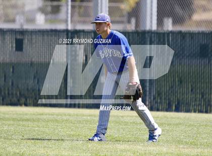 Thumbnail 3 in Clovis @ Hoover photogallery.