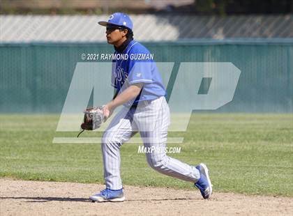 Thumbnail 2 in Clovis @ Hoover photogallery.