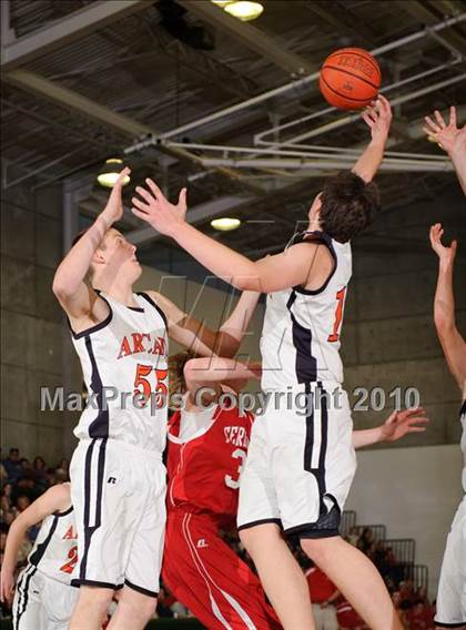 Thumbnail 1 in Ferndale vs. Arcata (Dick Nicali Tournament) photogallery.