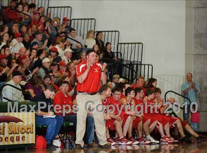 Thumbnail 1 in Ferndale vs. Arcata (Dick Nicali Tournament) photogallery.