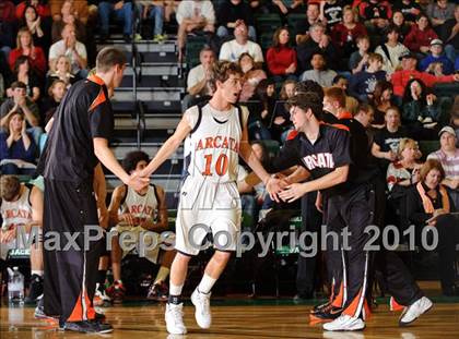 Thumbnail 1 in Ferndale vs. Arcata (Dick Nicali Tournament) photogallery.
