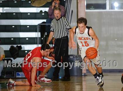 Thumbnail 2 in Ferndale vs. Arcata (Dick Nicali Tournament) photogallery.
