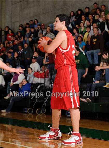 Thumbnail 1 in Ferndale vs. Arcata (Dick Nicali Tournament) photogallery.