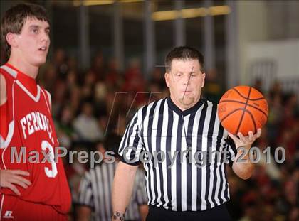 Thumbnail 2 in Ferndale vs. Arcata (Dick Nicali Tournament) photogallery.