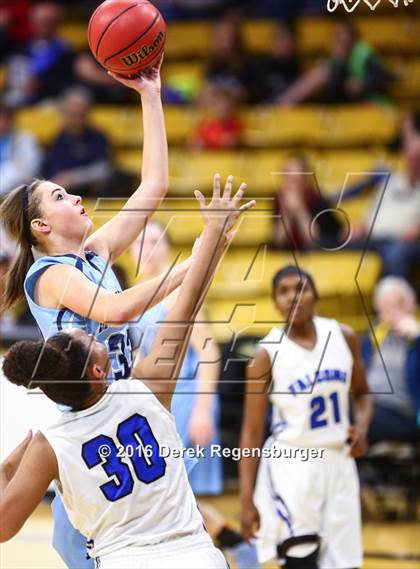 Thumbnail 3 in Highlands Ranch vs Ralston Valley (CHSAA 5A Semifinal) photogallery.
