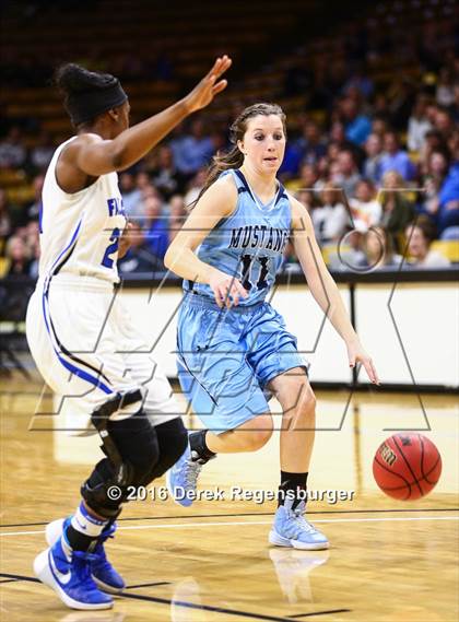 Thumbnail 2 in Highlands Ranch vs Ralston Valley (CHSAA 5A Semifinal) photogallery.