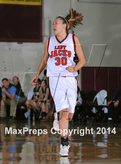 Thumbnail 2 in Mercy vs. Westwood (CIF NS D6 Final) photogallery.