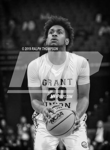 Thumbnail 2 in St. Mary's vs. Grant (SJS D2 Final) photogallery.