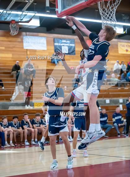 Thumbnail 1 in Clayton Valley Charter vs. La Costa Canyon (Torrey Pines Holiday Classic Tip-Off ) photogallery.
