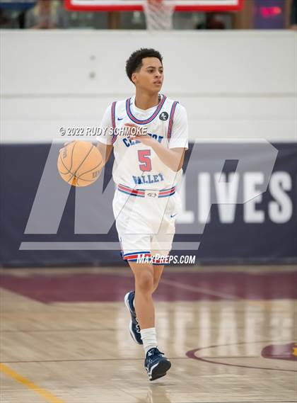 Thumbnail 2 in Clayton Valley Charter vs. La Costa Canyon (Torrey Pines Holiday Classic Tip-Off ) photogallery.
