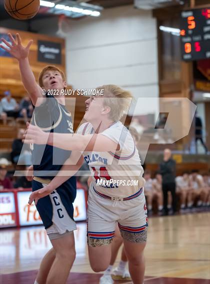Thumbnail 1 in Clayton Valley Charter vs. La Costa Canyon (Torrey Pines Holiday Classic Tip-Off ) photogallery.
