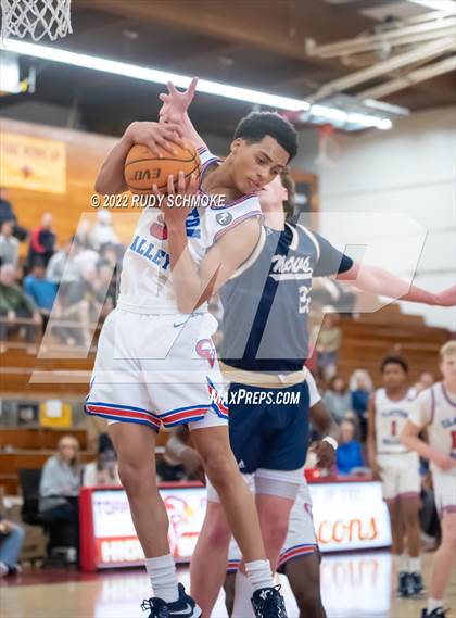 Thumbnail 1 in Clayton Valley Charter vs. La Costa Canyon (Torrey Pines Holiday Classic Tip-Off ) photogallery.