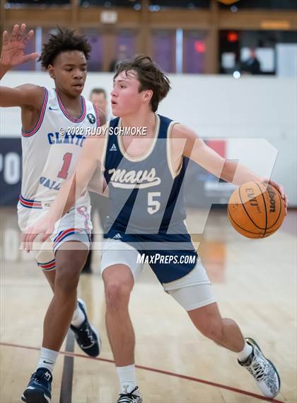Thumbnail 1 in Clayton Valley Charter vs. La Costa Canyon (Torrey Pines Holiday Classic Tip-Off ) photogallery.