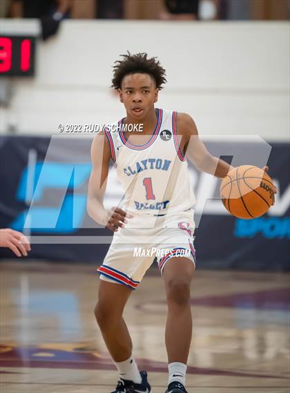 Thumbnail 1 in Clayton Valley Charter vs. La Costa Canyon (Torrey Pines Holiday Classic Tip-Off ) photogallery.