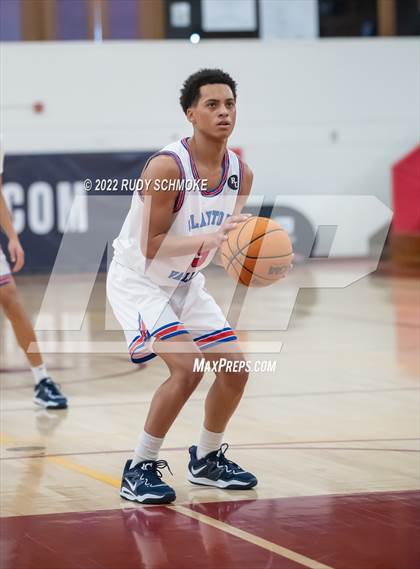 Thumbnail 2 in Clayton Valley Charter vs. La Costa Canyon (Torrey Pines Holiday Classic Tip-Off ) photogallery.