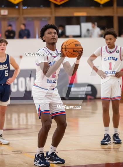 Thumbnail 3 in Clayton Valley Charter vs. La Costa Canyon (Torrey Pines Holiday Classic Tip-Off ) photogallery.