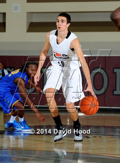 Thumbnail 3 in Oakley College (Las Palmas de Gran Canaria, Spain) vs. King (MaxPreps Holiday Classic) photogallery.