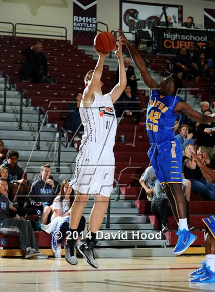 Thumbnail 2 in Oakley College (Las Palmas de Gran Canaria, Spain) vs. King (MaxPreps Holiday Classic) photogallery.