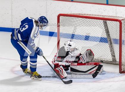 Thumbnail 1 in Danvers vs Marblehead (MIAA Division 2 North Quarterfinal) photogallery.