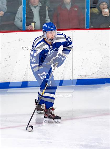 Thumbnail 2 in Danvers vs Marblehead (MIAA Division 2 North Quarterfinal) photogallery.