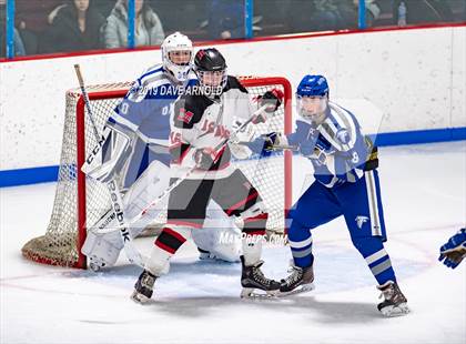 Thumbnail 3 in Danvers vs Marblehead (MIAA Division 2 North Quarterfinal) photogallery.