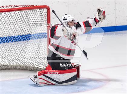 Thumbnail 3 in Danvers vs Marblehead (MIAA Division 2 North Quarterfinal) photogallery.