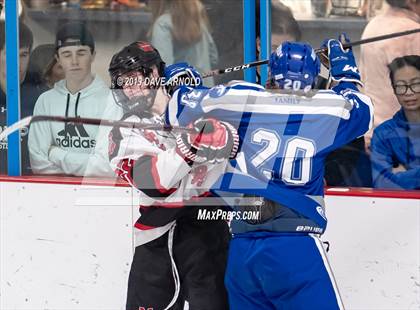 Thumbnail 3 in Danvers vs Marblehead (MIAA Division 2 North Quarterfinal) photogallery.