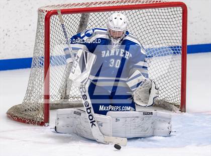 Thumbnail 2 in Danvers vs Marblehead (MIAA Division 2 North Quarterfinal) photogallery.