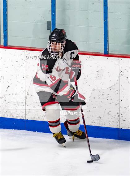 Thumbnail 3 in Danvers vs Marblehead (MIAA Division 2 North Quarterfinal) photogallery.