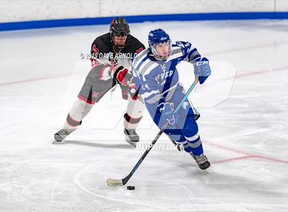 Thumbnail 2 in Danvers vs Marblehead (MIAA Division 2 North Quarterfinal) photogallery.