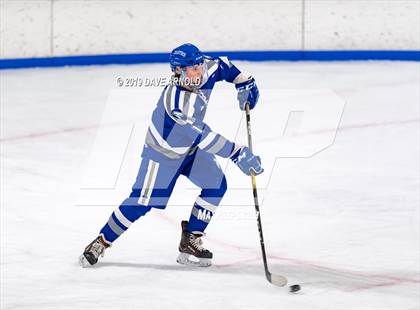 Thumbnail 2 in Danvers vs Marblehead (MIAA Division 2 North Quarterfinal) photogallery.