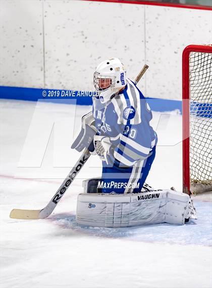 Thumbnail 3 in Danvers vs Marblehead (MIAA Division 2 North Quarterfinal) photogallery.