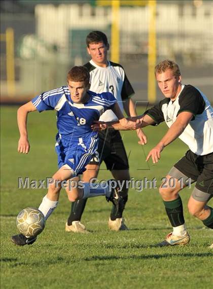 Thumbnail 2 in Benicia @ El Camino (CIF SJS D3 Playoffs) photogallery.