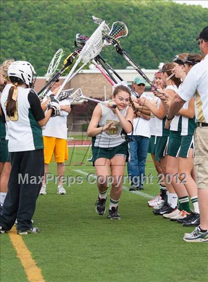Thumbnail 3 in Oswego vs Vestal (NYSPHSAA Class B Quarterfinal) photogallery.
