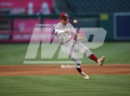 Thumbnail 3 in Esperanza @ Los Alamitos photogallery.