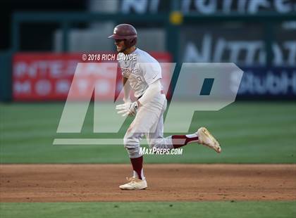 Thumbnail 3 in Esperanza @ Los Alamitos photogallery.