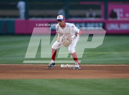 Thumbnail 1 in Esperanza @ Los Alamitos photogallery.
