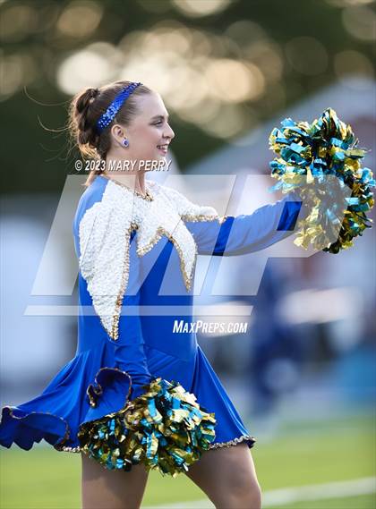 Thumbnail 3 in Carlynton @ Ellwood City photogallery.