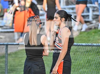 Thumbnail 2 in Lakewood vs Pomona photogallery.