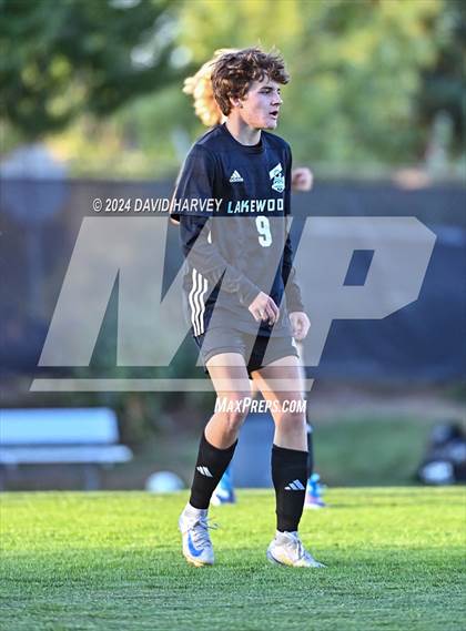 Thumbnail 3 in Lakewood vs Pomona photogallery.