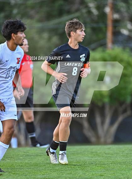 Thumbnail 2 in Lakewood vs Pomona photogallery.